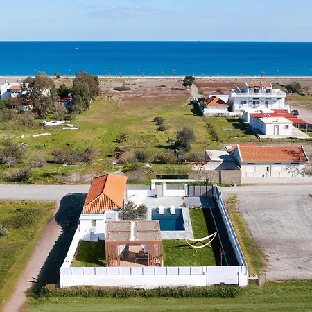 Elin Rhodes Villa