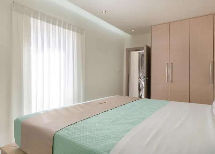 Ελin Villa * 卡拉索斯